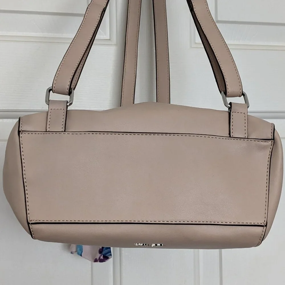 Nine West Womens Saffiano Leather Backpack Satchel Lined Pockets Cute Bag